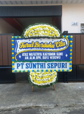 Papan Bunga Duka di Langgam