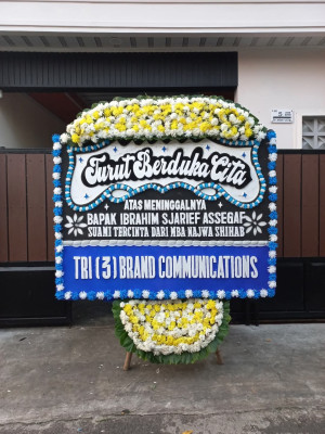 Papan Bunga Duka di Langgam